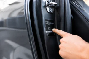 Comment trouver la référence peinture de sa voiture